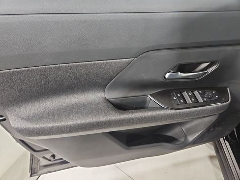 New 2026 Nissan Kicks SV image 11