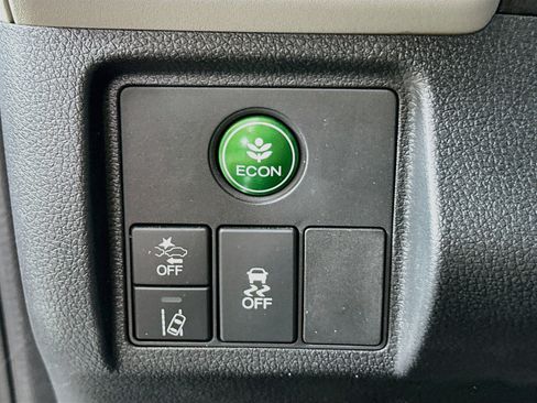 Used 2022 Honda HR-V EX image 17