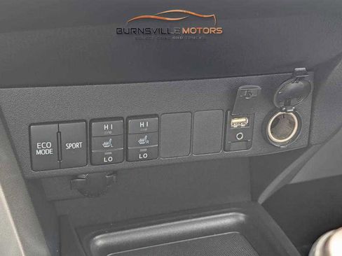 Used 2014 Toyota RAV4 Limited AWD/4WD image 25