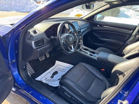 Used 2018 Honda Accord Sport image 23