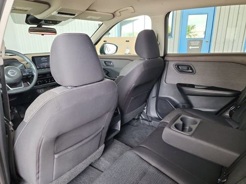 Used 2021 Nissan Rogue S image 35
