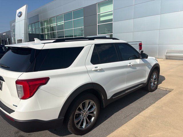 Certified 2020 Ford Explorer XLT w/ Equipment Group 202A AWD/4WD image 7