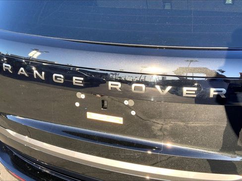 New 2026 Land Rover Range Rover SE image 6