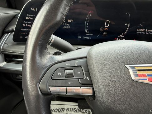 Used 2024 Cadillac XT4 Premium Luxury AWD/4WD image 27