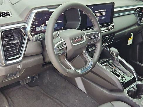 New 2026 GMC Canyon Elevation w/ Convenience Package image 26