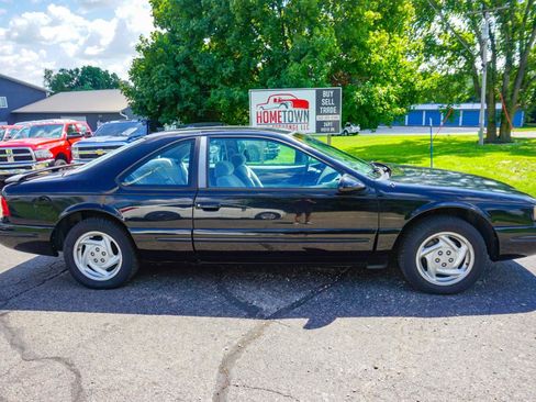Used 1997 Ford Thunderbird LX RWD image 2