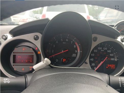 Used 2014 Nissan 370Z Touring w/ Navigation Package RWD image 5
