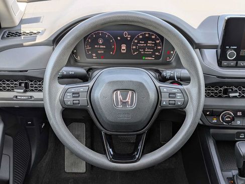 Certified 2023 Honda Accord EX image 23