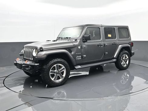 Used 2019 Jeep Wrangler Unlimited Sahara w/ Cold Weather Group AWD/4WD image 1