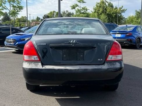 Used 2002 Hyundai Elantra GLS FWD image 4