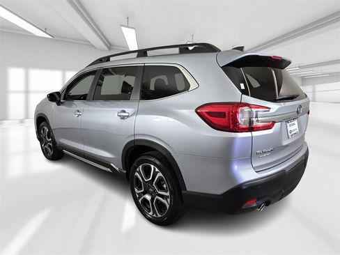 New 2025 Subaru Ascent Limited w/ Popular Package #2 image 3
