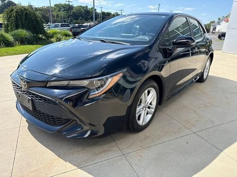 Used 2020 Toyota Corolla SE w/ SE Preferred Package FWD image 3