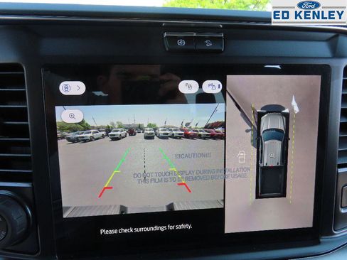 New 2025 Ford F350 Platinum w/ FX4 Off-Road Package image 14