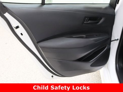 Certified 2025 Toyota Corolla LE image 23