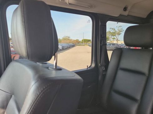 Used 2017 Mercedes-Benz G 550 G 550 image 4