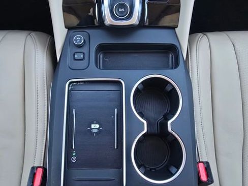 Used 2025 Acura MDX w/ Technology Package image 38