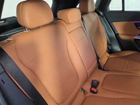 Certified 2025 Mercedes-Benz GLC 300 image 26