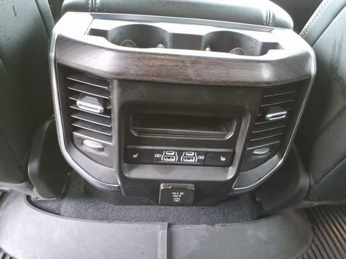 Used 2025 RAM 1500 Laramie w/ Sport Appearance Package AWD/4WD image 15