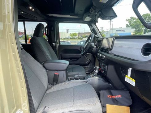 New 2025 Jeep Wrangler Unlimited Sport AWD/4WD image 15