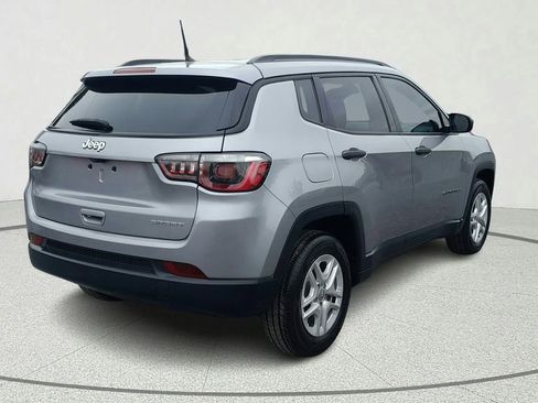 Used 2018 Jeep Compass Sport w/ Cold Weather Group FWD image 6