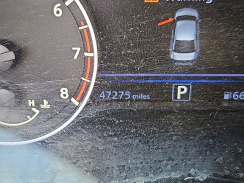 Used 2021 Nissan Altima 2.5 SV w/ SV Premium Package image 6