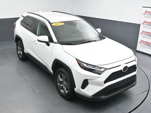 Used 2024 Toyota RAV4 XLE FWD image 25