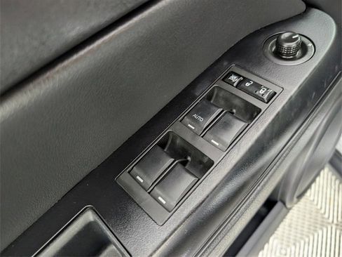 Used 2017 Jeep Patriot Latitude image 20