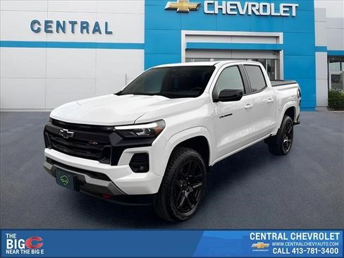 Certified 2025 Chevrolet Colorado Z71 w/ Z71 Convenience Package 2 image 1