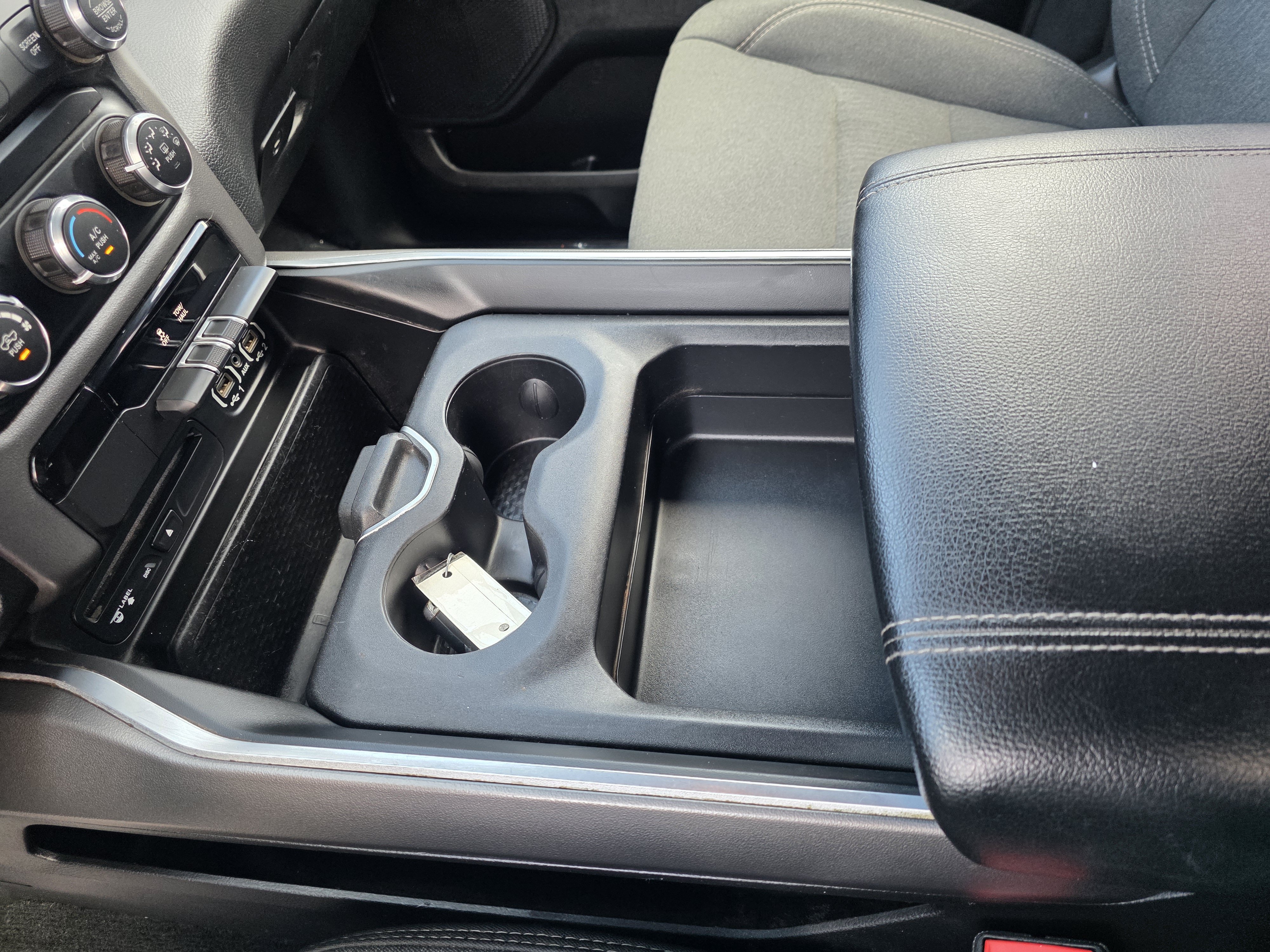 Used 2019 RAM 1500 Big Horn AWD/4WD image 10