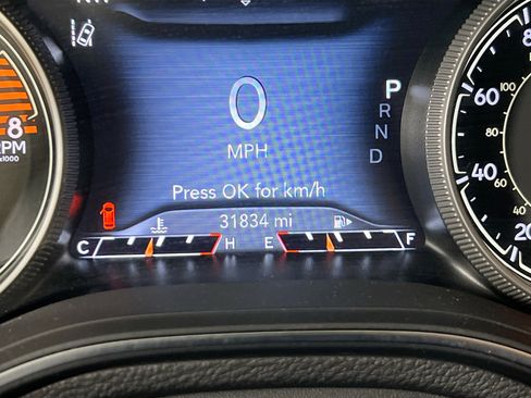 Used 2022 Jeep Cherokee Trailhawk w/ Sound & Nav Group AWD/4WD image 12