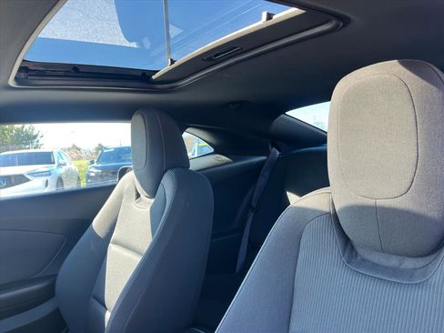 Used 2015 Chevrolet Camaro LT w/ RS Package image 8