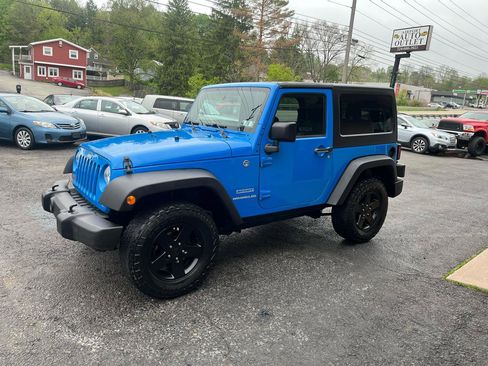 Used 2012 Jeep Wrangler Sport AWD/4WD image 10