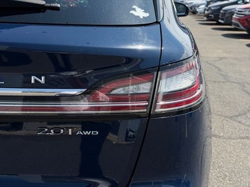 Used 2019 Lincoln Nautilus Reserve AWD/4WD image 8