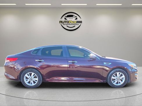Used 2018 Kia Optima LX image 8