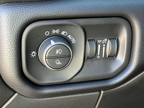 New 2027 RAM 3500 Laramie AWD/4WD image 23