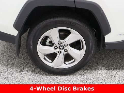 Certified 2020 Toyota RAV4 Limited image 6