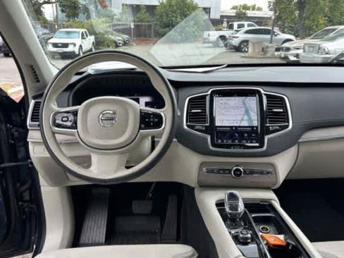 Used 2023 Volvo XC90 B6 Ultimate w/ Protection Package Premier AWD/4WD image 4
