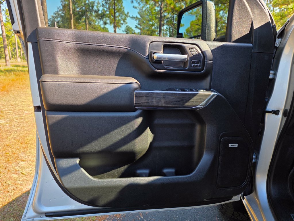 Used 2020 Chevrolet Silverado 2500 LTZ w/ LTZ Premium Package AWD/4WD image 12