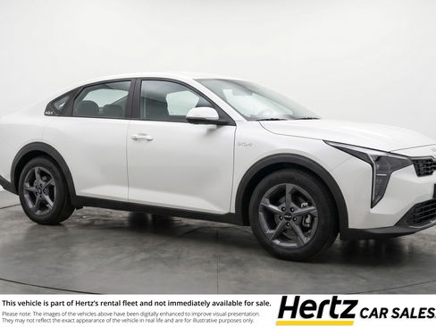 Used 2025 Kia K4 FWD image 1
