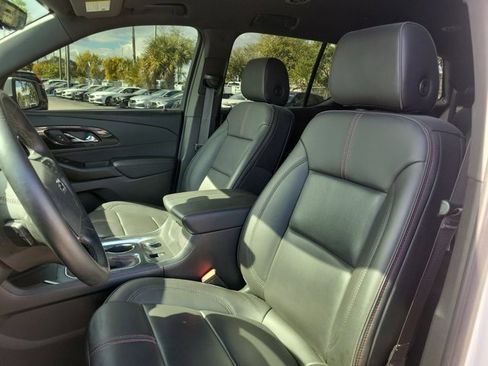 Used 2024 Chevrolet Traverse RS image 11