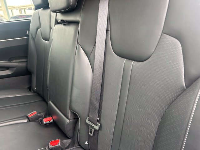 Used 2025 Kia Sorento S FWD image 40