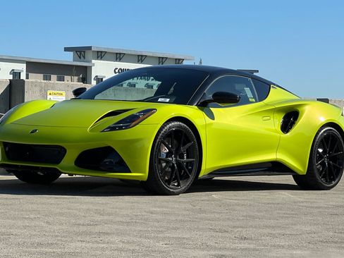 New 2025 Lotus Emira image 8