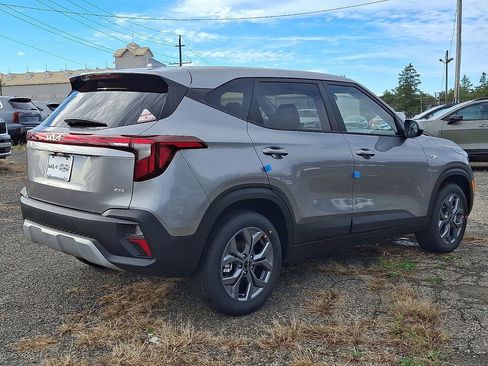 New 2026 Kia Seltos LX image 4