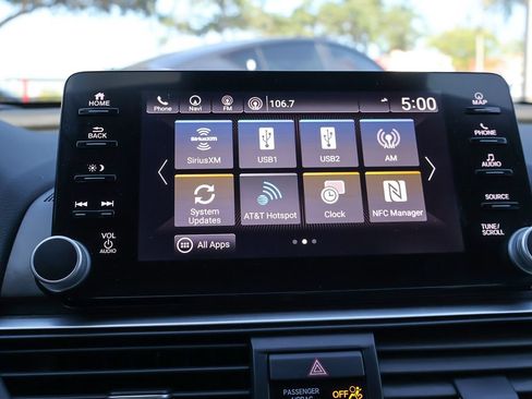 Used 2018 Honda Accord Touring image 46