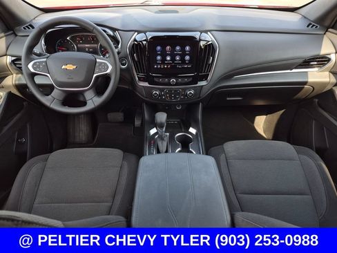 Used 2023 Chevrolet Traverse LT FWD image 39