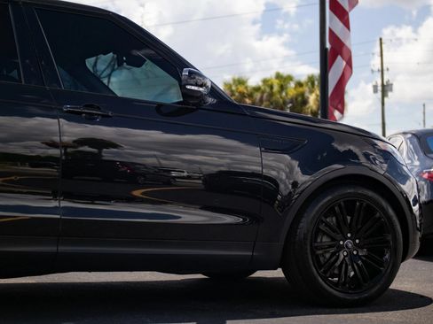 Used 2018 Land Rover Discovery HSE AWD/4WD image 20
