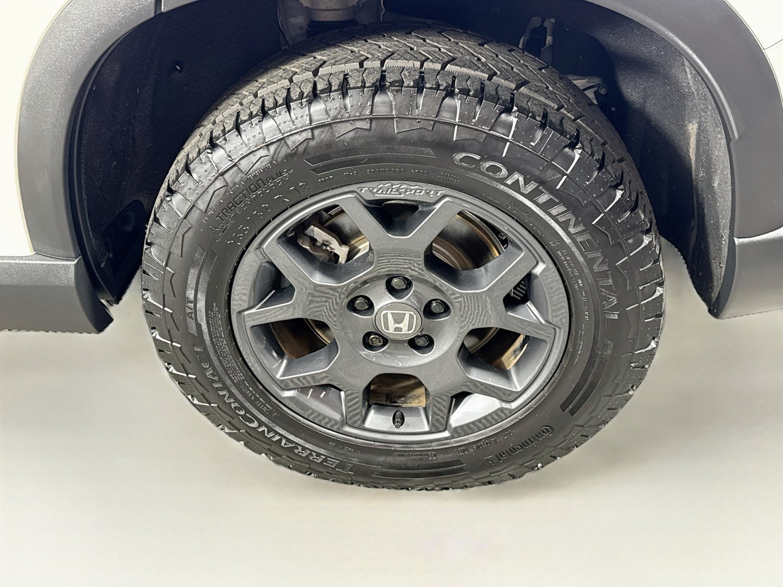 Used 2025 Honda Pilot TrailSport image 5