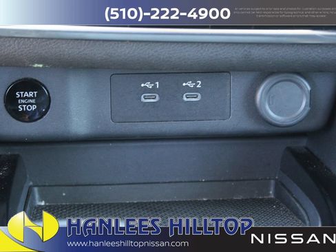 Used 2025 Nissan Rogue SV FWD image 25