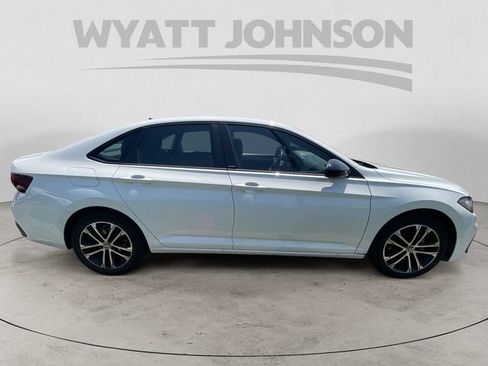 Used 2025 Volkswagen Jetta Sport FWD image 13