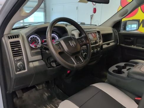 Used 2015 RAM 1500 Express AWD/4WD image 9